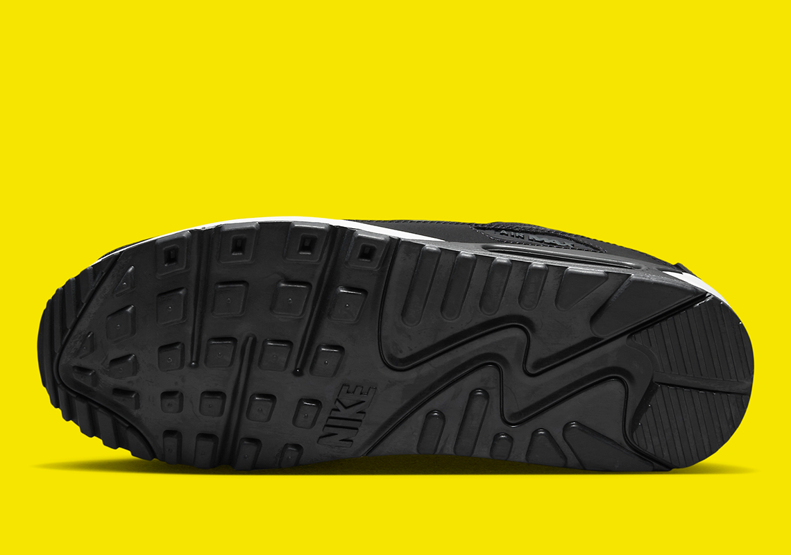 Nike Air Max 90 Jewel Black/Yellow: Phiên bản đen và vàng đầy phong cách - 5