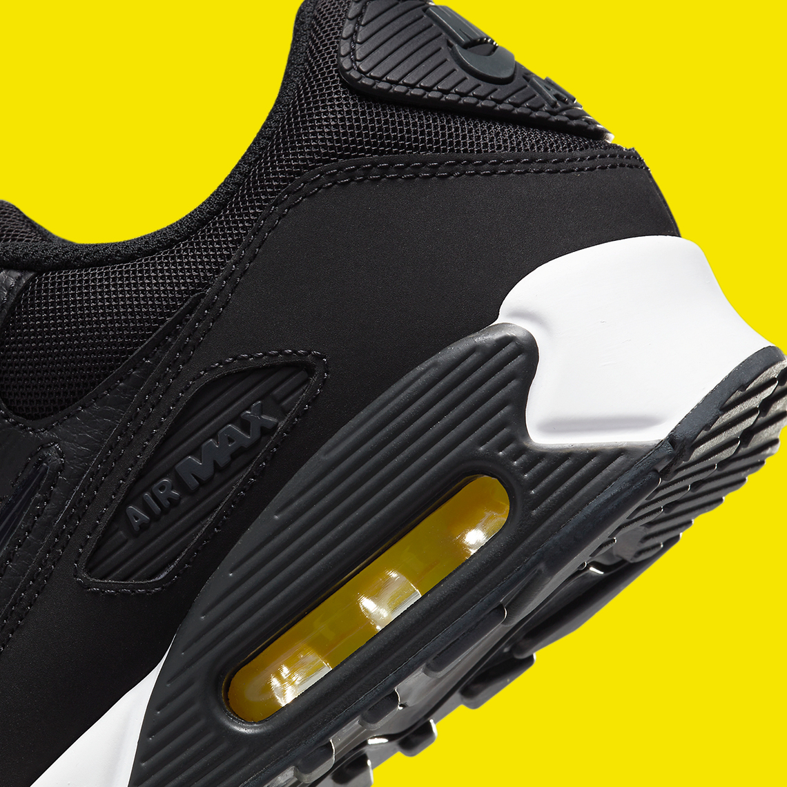 Nike Air Max 90 Jewel Black/Yellow: Phiên bản đen và vàng đầy phong cách - 8