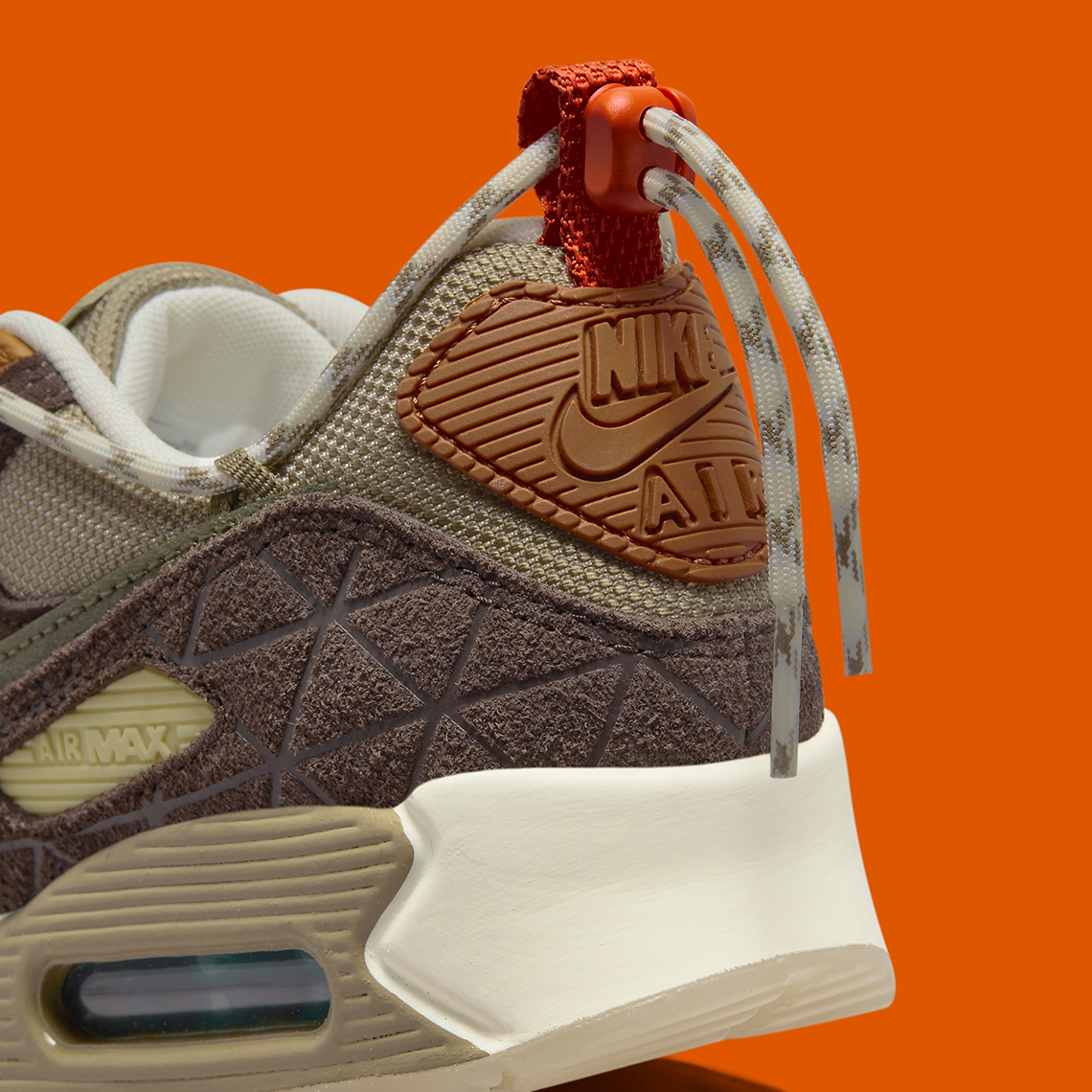 Nike Air Max 90 Lace Toggle: Bản phối màu mới đậm chất mùa thu! - 9