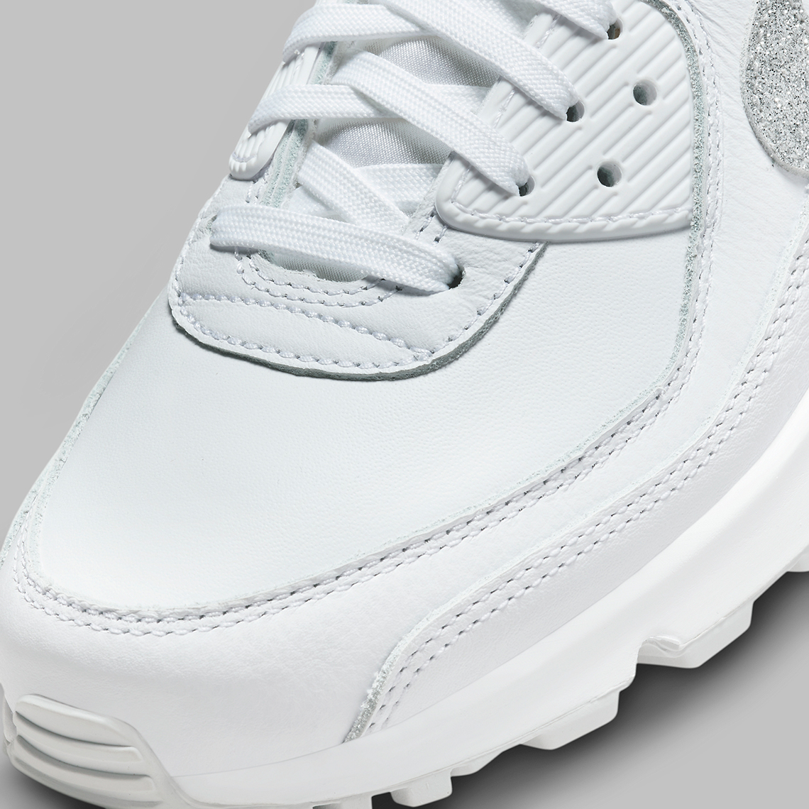 Nike Air Max 90 lấp lánh với logo Swoosh bạc tinh khiết - 8