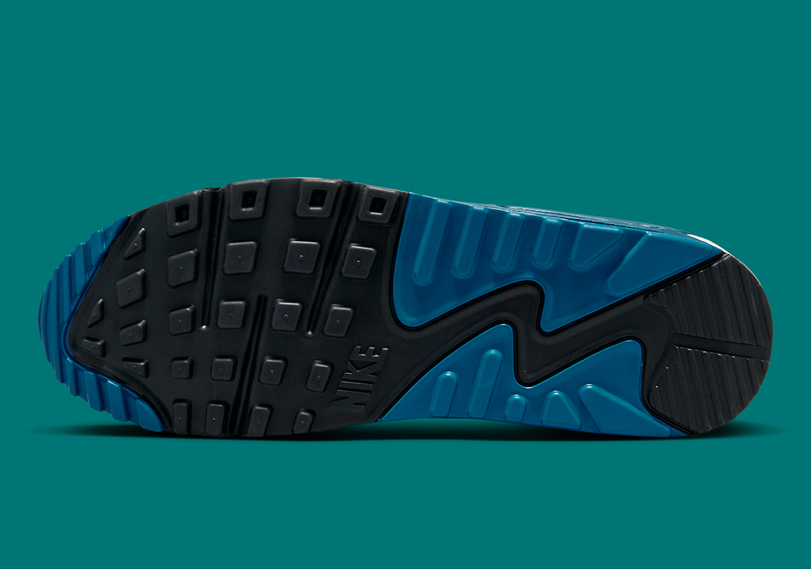 Nike Air Max 90: Phiên bản mới với gam màu trung tính dành cho mùa đông sắp ra mắt! - 6