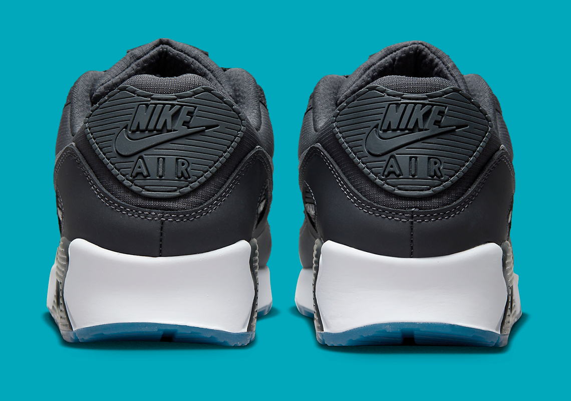 Nike Air Max 90 Reflective Swoosh: Thiết kế mới đẹp mắt và đầy tính năng - 5