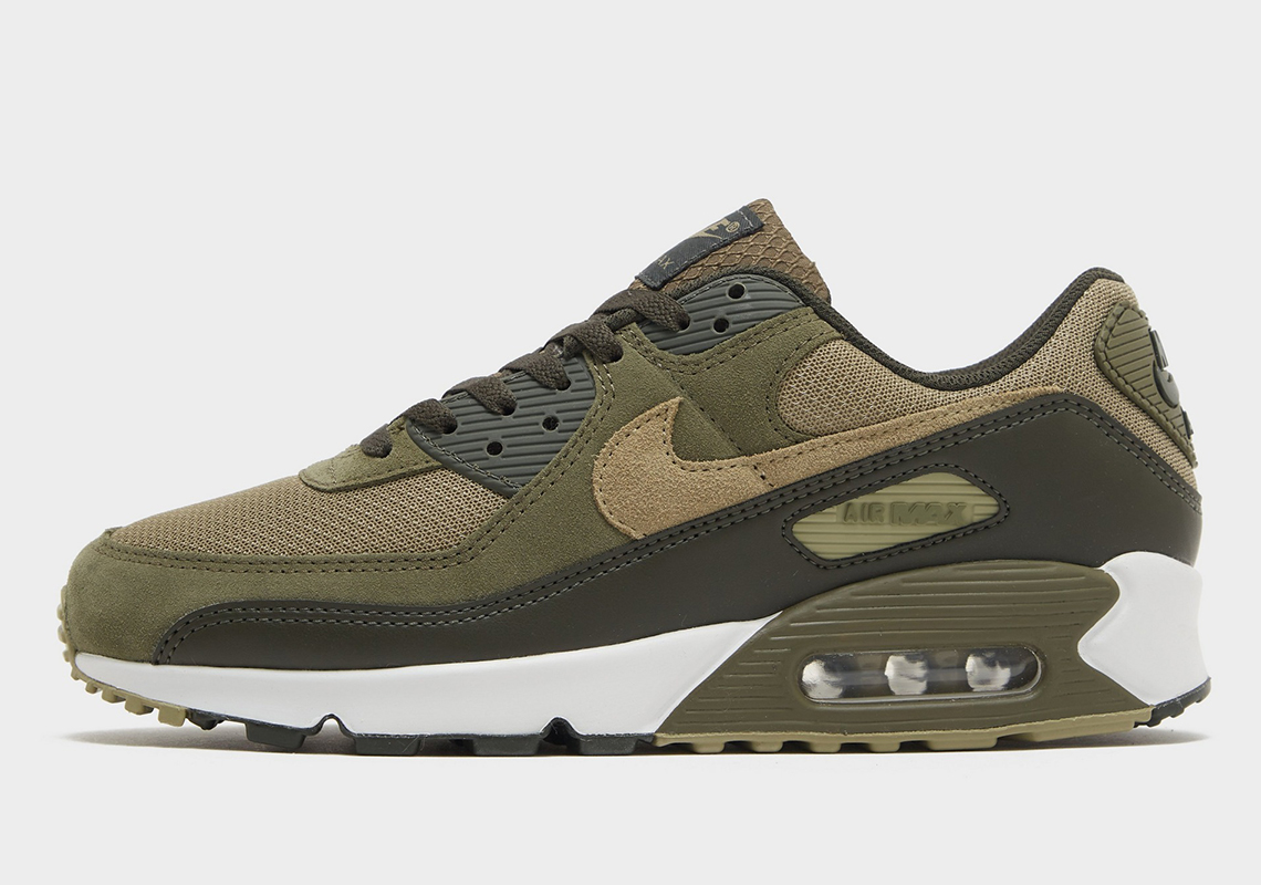 Nike Air Max 90 trình làng phiên bản mới đậm chất quân đội cho mùa thu - 1