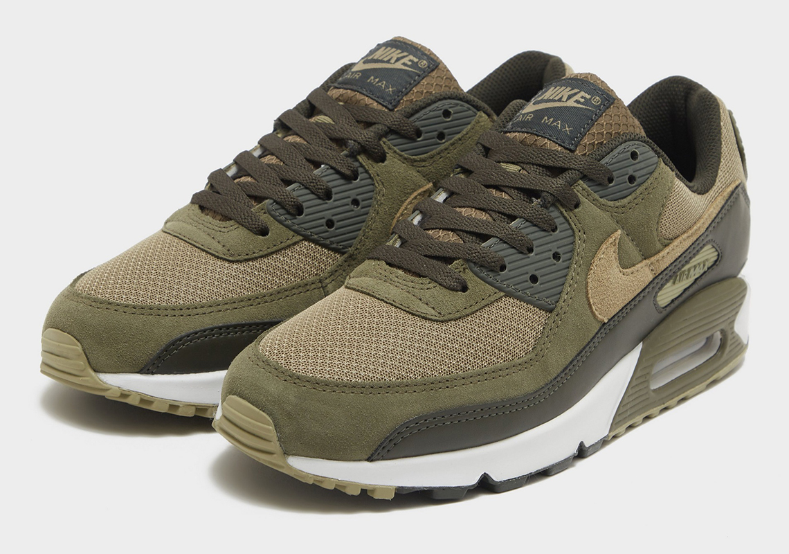 Nike Air Max 90 trình làng phiên bản mới đậm chất quân đội cho mùa thu - 2