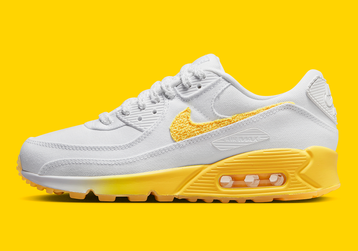 Nike Air Max 90 với màu vàng lấy cảm hứng từ hoa cúc - 1