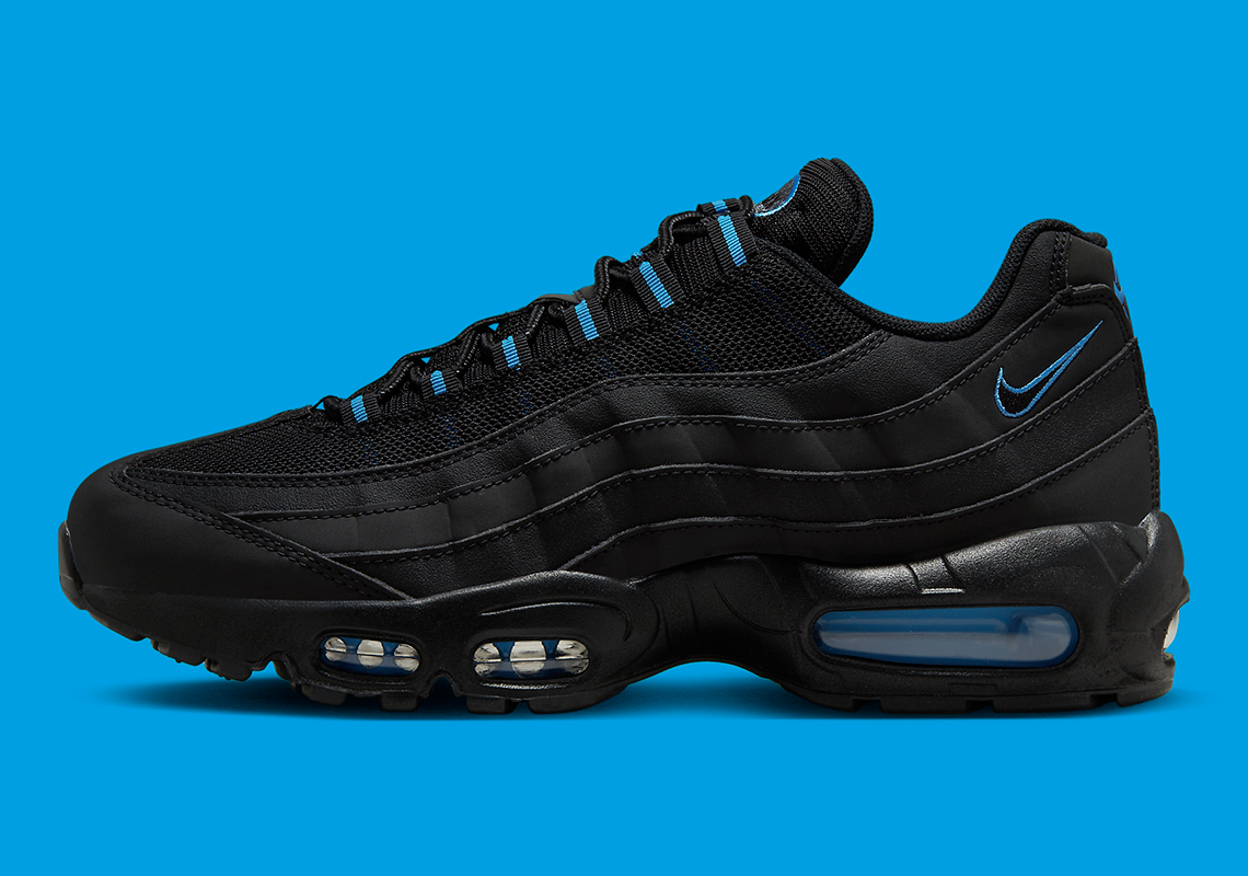 Nike Air Max 95 khoác lên mình màu 'Đen/University Blue' - 1