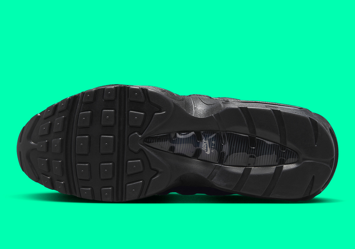 Nike Air Max 95 này chuyển sang chế độ tàng hình với phần trên phản quang bị loại bỏ - 6