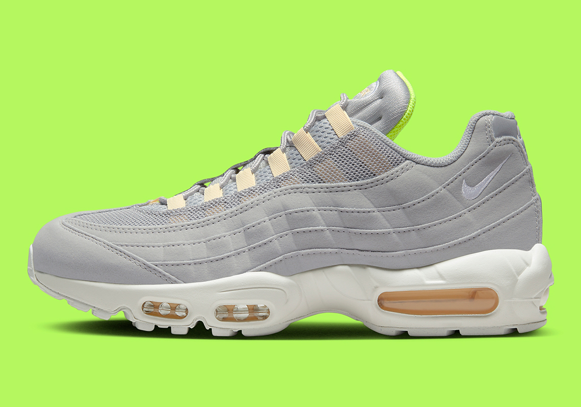 Nike Air Max 95 tái xuất hiện với màu xám và màu be - 1