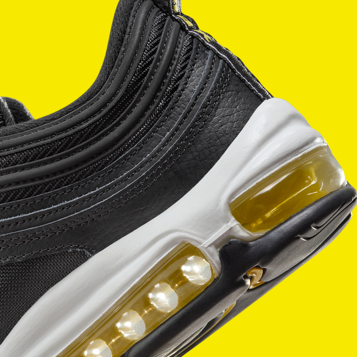Nike Air Max 97 'Đen/Vàng': Phiên bản mới táo bạo với gam màu đen và vàng! - 7