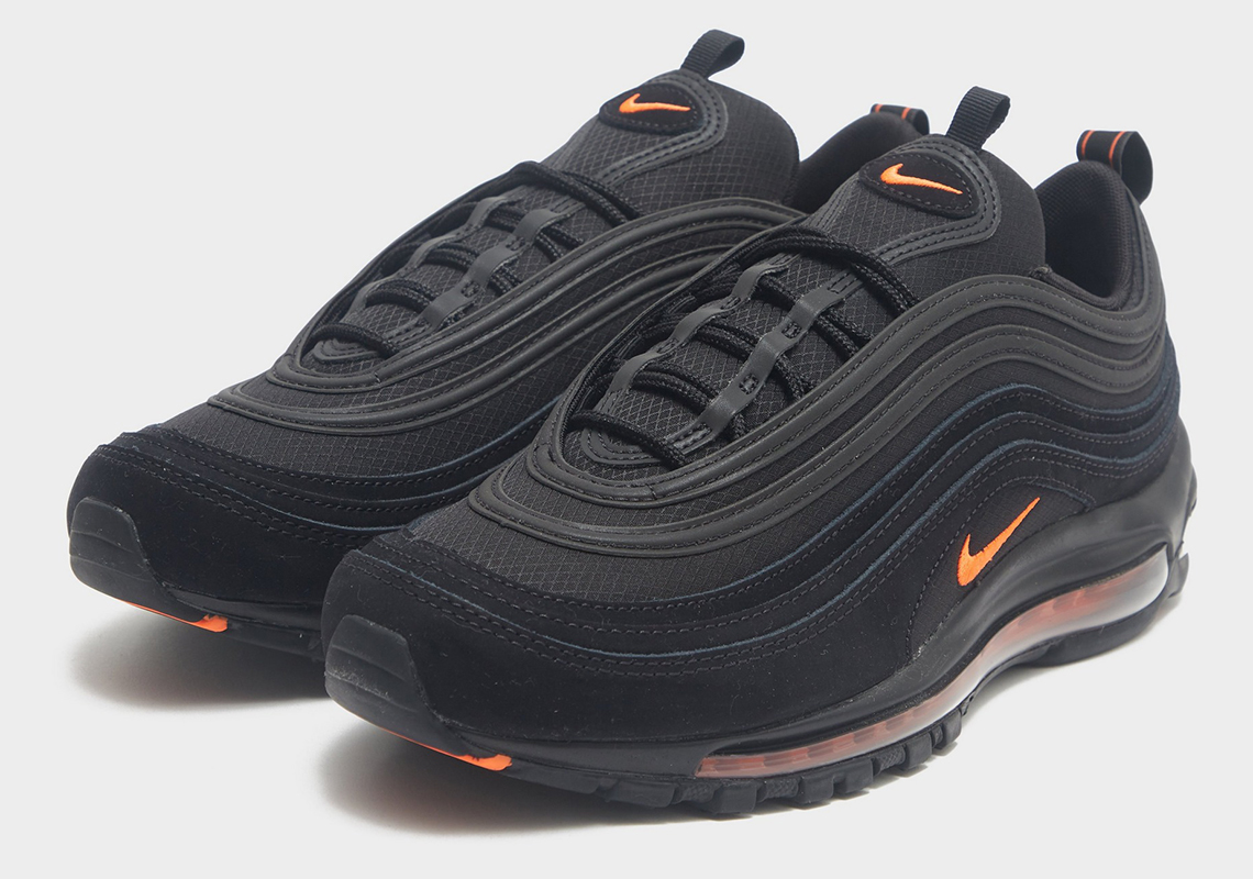 Nike Air Max 97 Halloween: Sắc đen chủ đạo với chi tiết màu cam sặc sỡ - 2