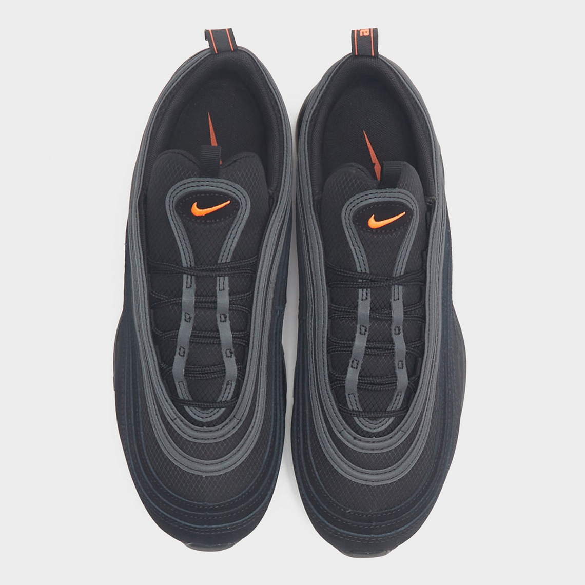 Nike Air Max 97 Halloween: Sắc đen chủ đạo với chi tiết màu cam sặc sỡ - 5