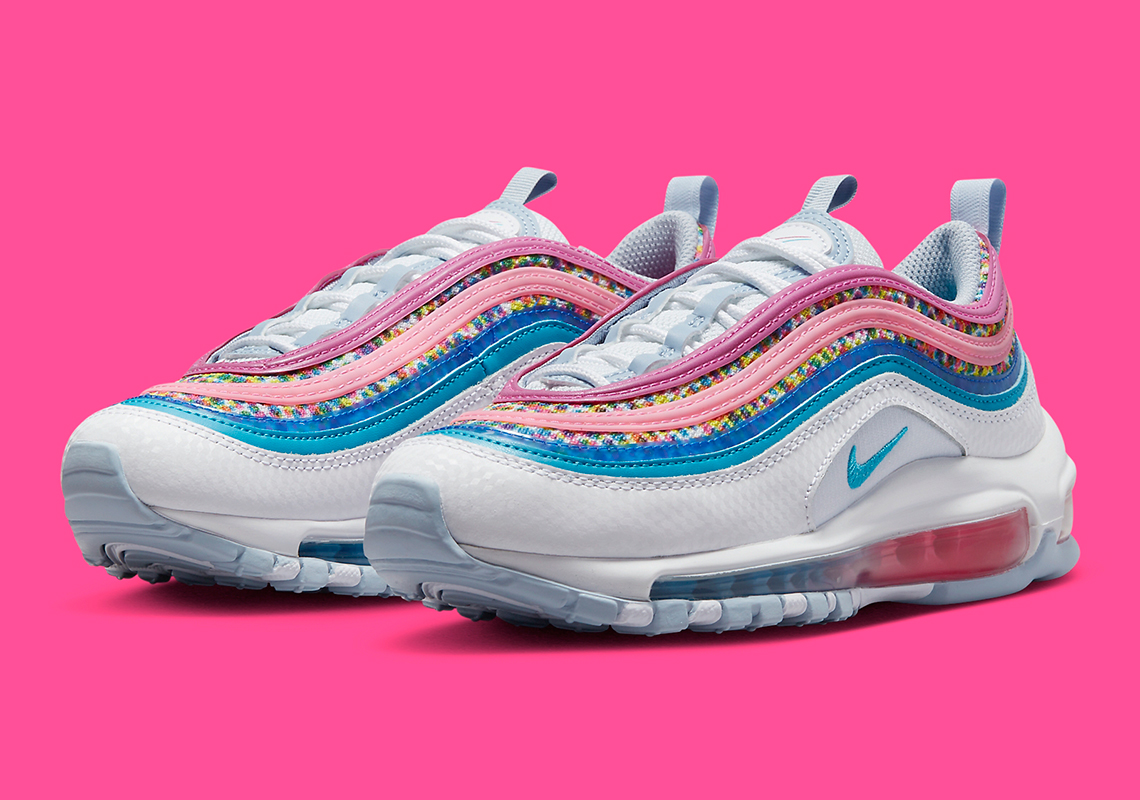 Nike Air Max 97 ra mắt với bản in chấm bi đầy màu sắc - 1