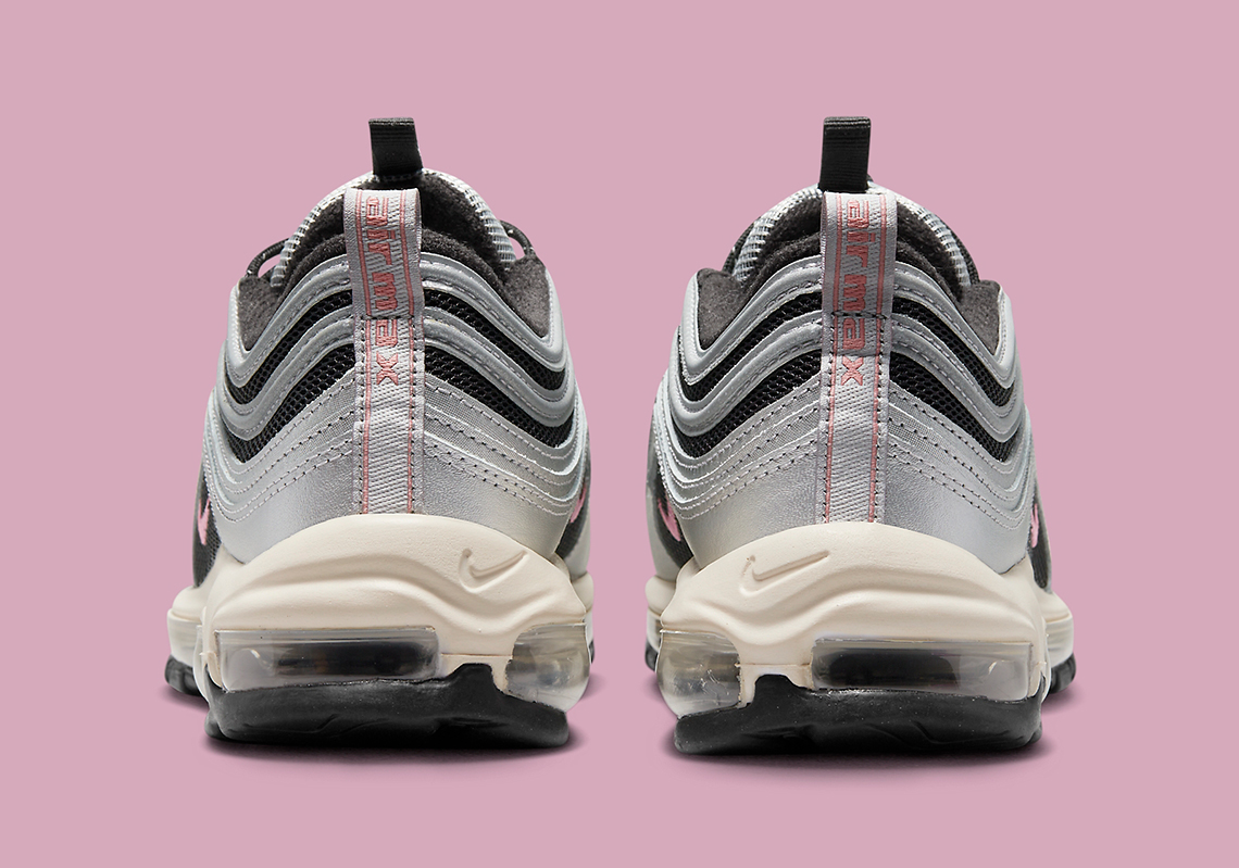 Nike Air Max 97 Toggle nổi bật với màu đen và bạc - 5