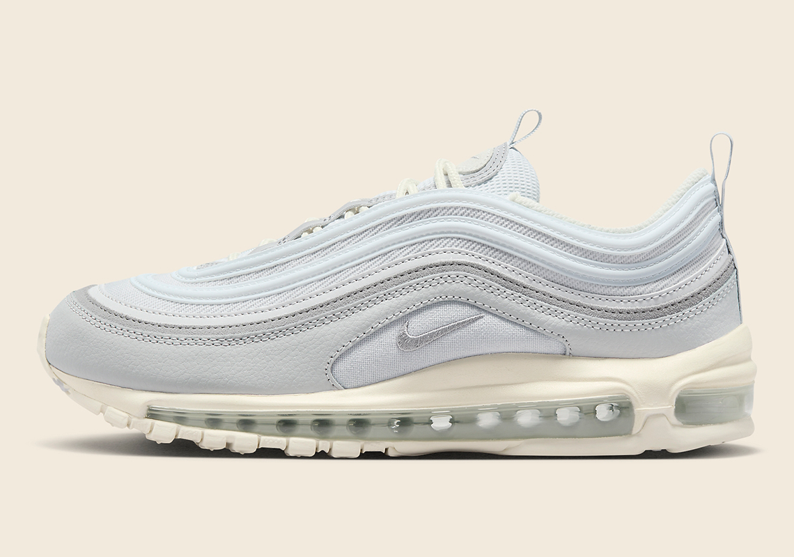 Nike Air Max 97 xuất hiện với màu Pure Platinum And Sail - 2