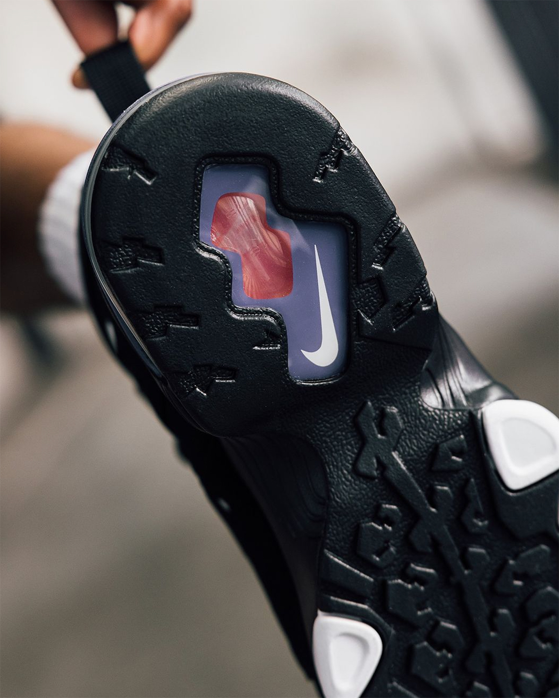 Nike Air Max CB 94 'Black/Pure Purple/White': Trở Lại Thập Kỷ 90 - 6