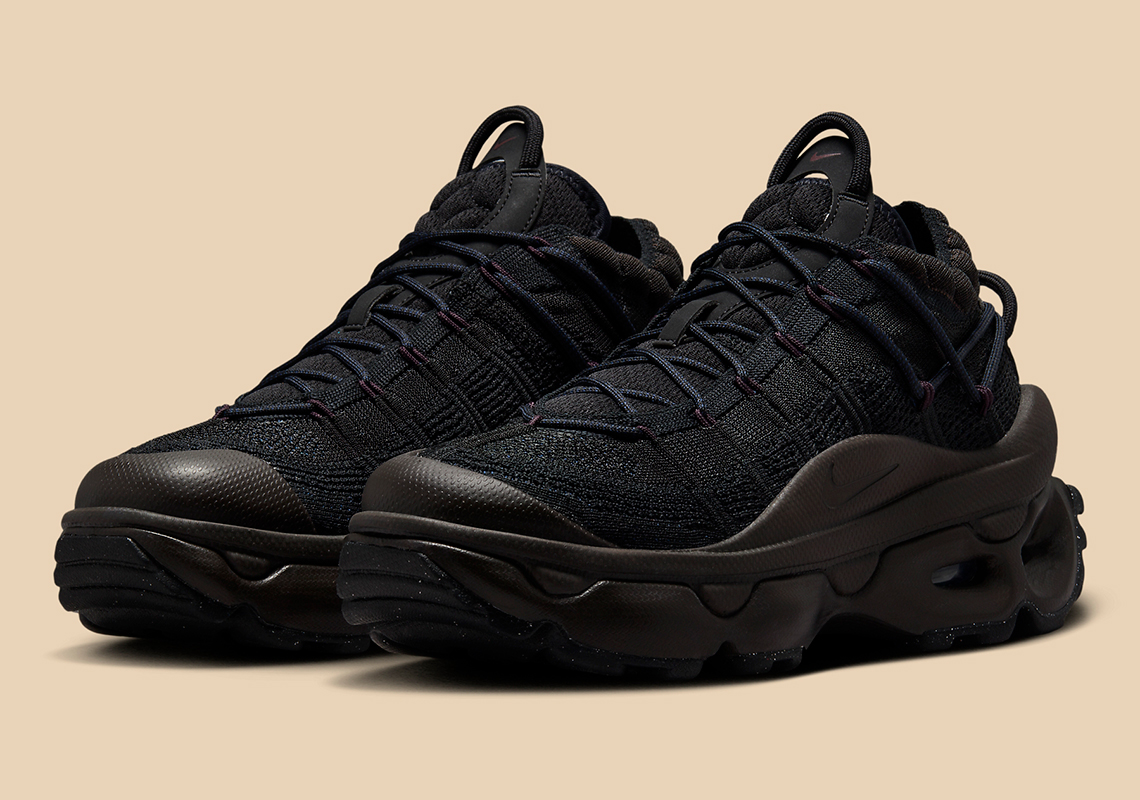 Nike Air Max Flyknit Venture Black/Velvet Brown: Đồng hành đầy phiêu lưu - 11