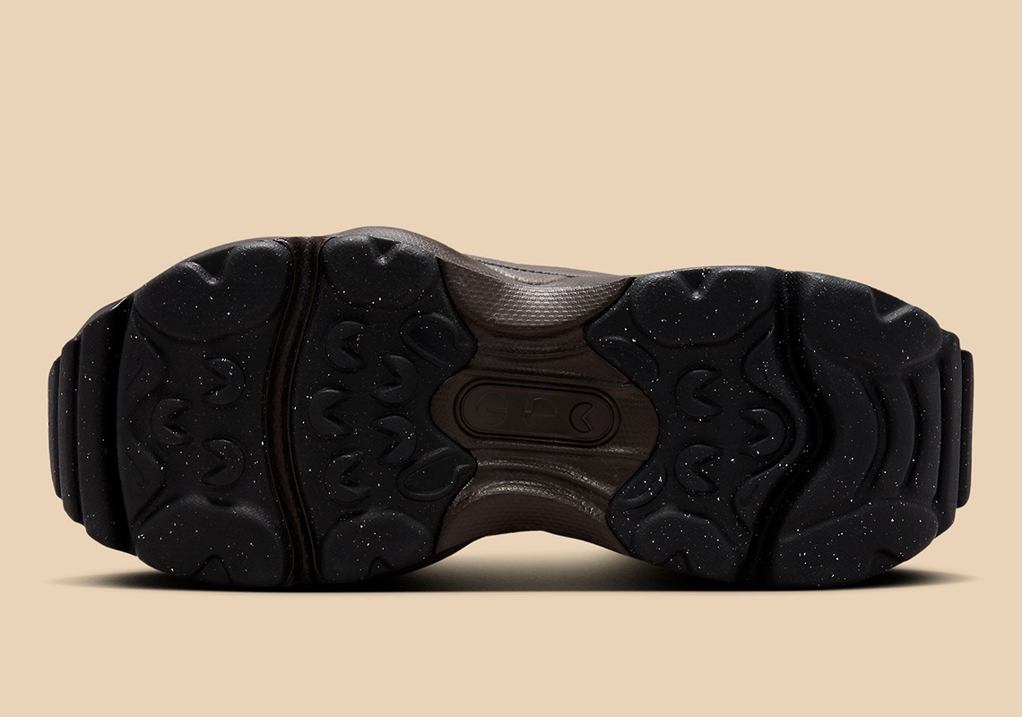 Nike Air Max Flyknit Venture Black/Velvet Brown: Đồng hành đầy phiêu lưu - 7