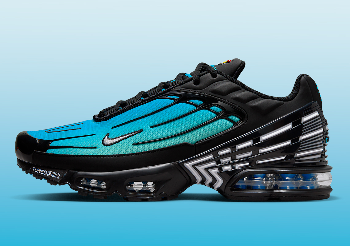 Nike Air Max Plus 3 'Black/Aqua': Sự kết hợp nổi bật của màu đen và màu xanh dương - 1