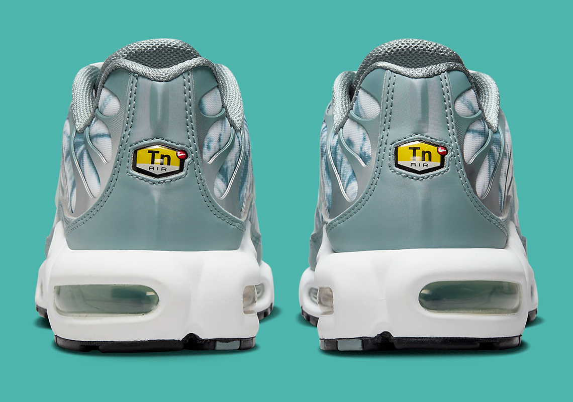 Nike Air Max Plus: Bản Làm Mới Độc Đáo Cho Kỷ Niệm 25 Năm - 12