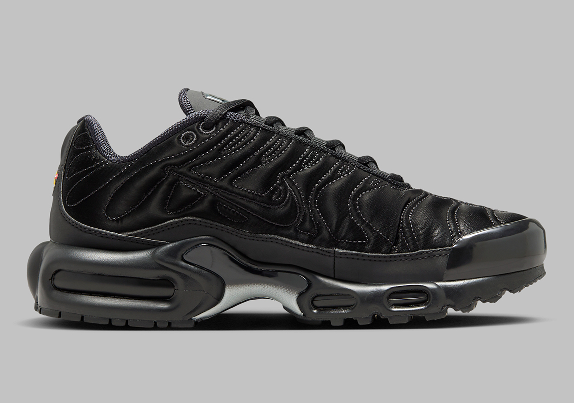 Nike Air Max Plus: Chi Tiết Độc Đáo Trên Phiên Bản Mới - 3