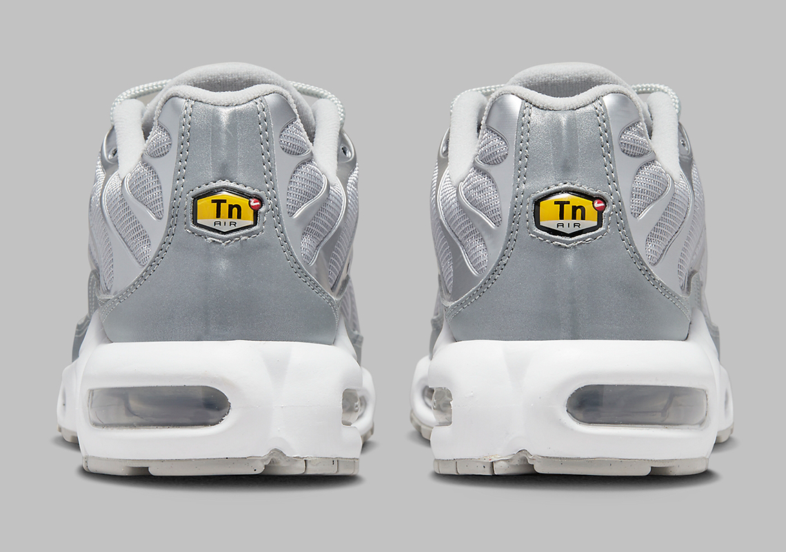 Nike Air Max Plus lấp lánh bạc nguyên khối - 5