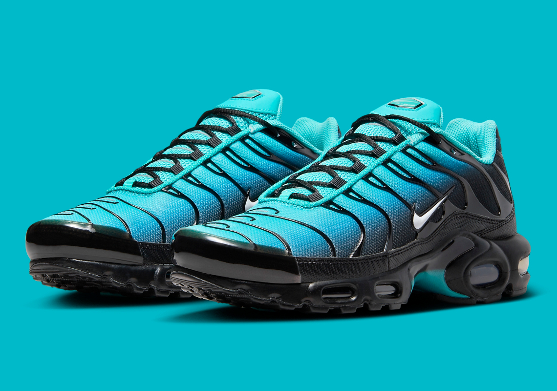 Nike Air Max Plus 'Light Retro': Kỷ Niệm 25 Năm với Biểu Tượng Biển Caribe - 2