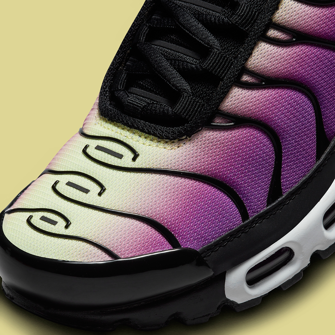 Nike Air Max Plus lột xác với gradient hoàng hôn - 7