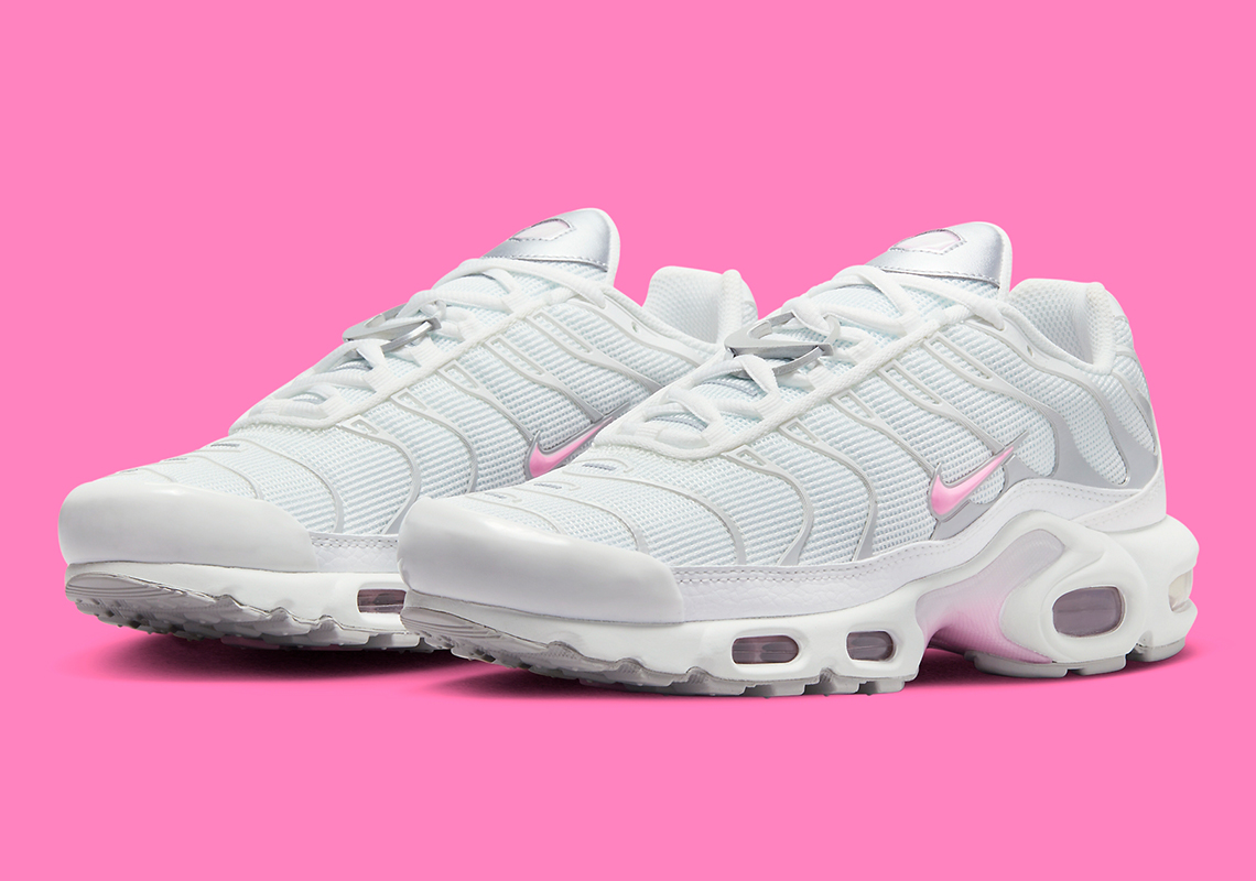 Nike Air Max Plus Nữ 2024: Hòa Quyện Sắc Hồng và Phụ Kiện Lấp Lánh! - 1