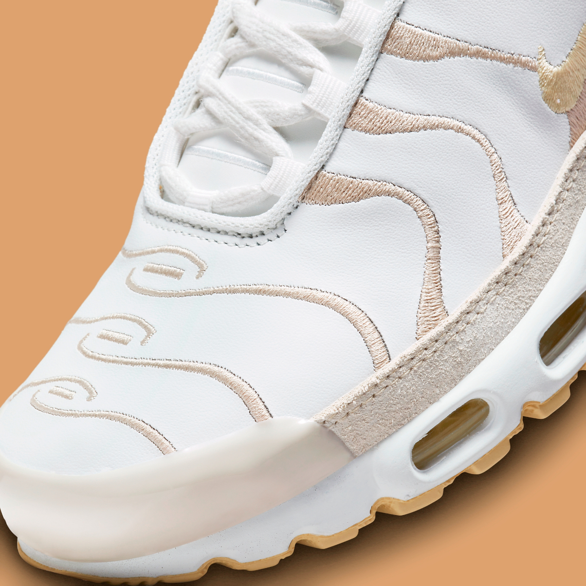 Nike Air Max Plus PRM 'Pale Va - 16