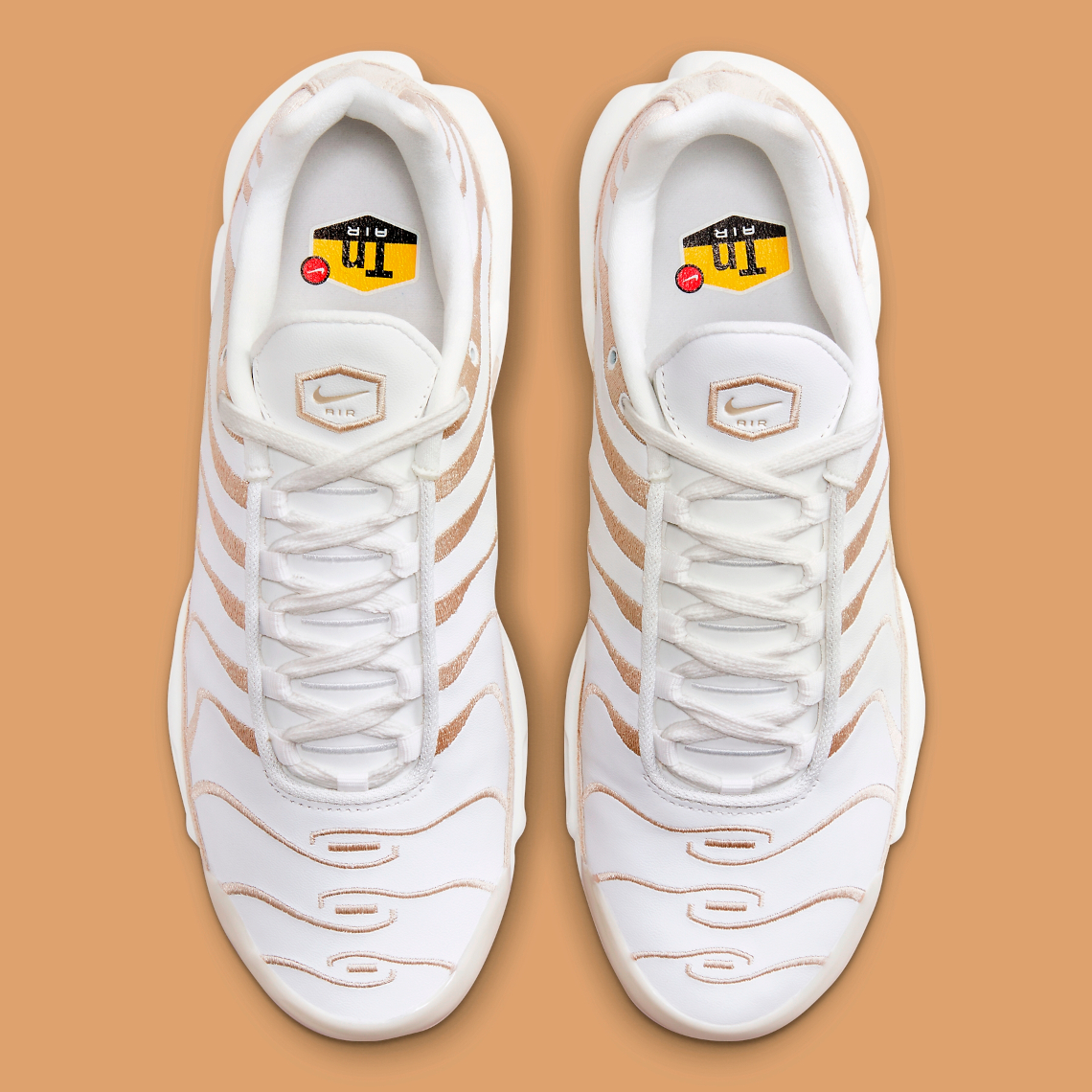 Nike Air Max Plus PRM 'Pale Va - 5