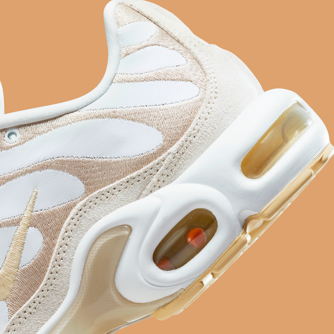 Nike Air Max Plus PRM 'Pale Va - 9