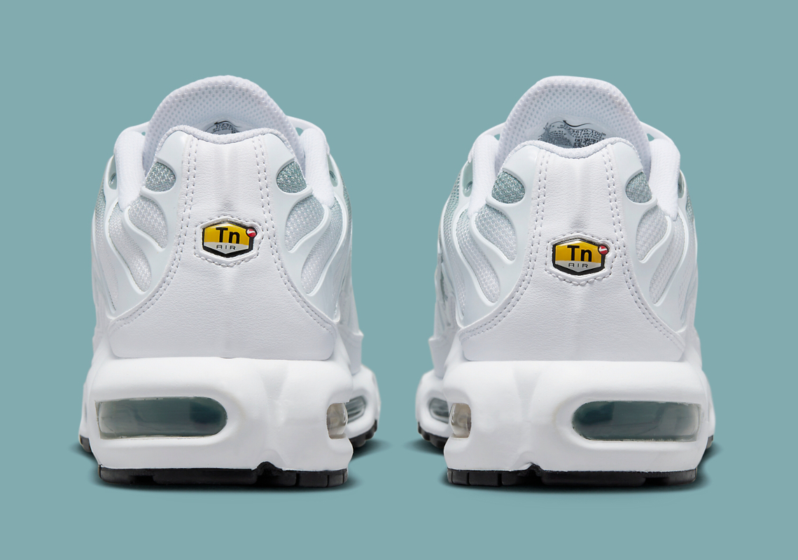 Nike Air Max Plus sẵn sàng cho mùa xuân 2023 với màu xanh lá cây mềm mại - 5