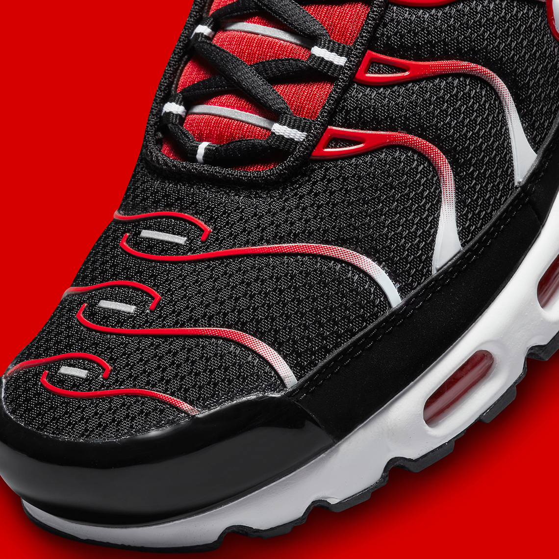 Nike Air Max Plus sẽ ra mắt vào năm 2023 với hai màu đen và đỏ - 7