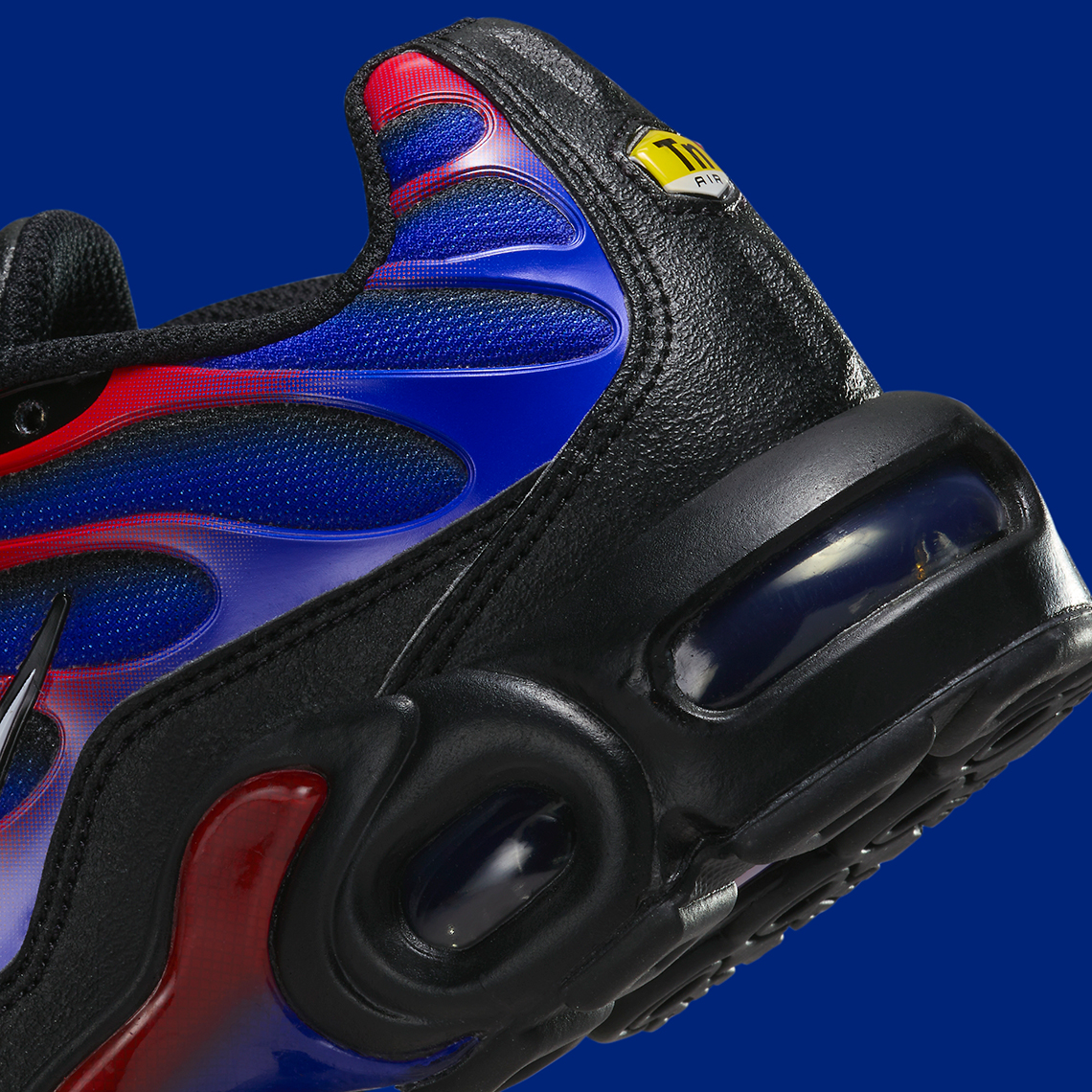 Nike Air Max Plus tạo ra bản tôn vinh riêng của mình cho Spider-Man: Across The Spider-Verse - 9