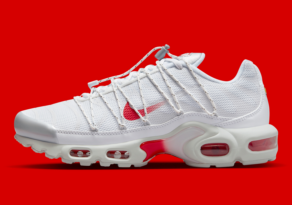 Nike Air Max Plus Utility: Thiết kế 25 năm với gam màu trắng đỏ mới - 1