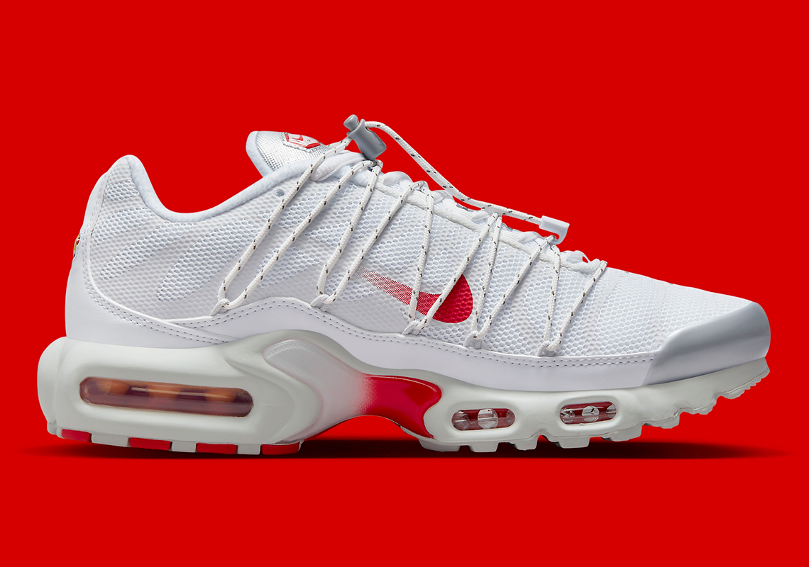 Nike Air Max Plus Utility: Thiết kế 25 năm với gam màu trắng đỏ mới - 3
