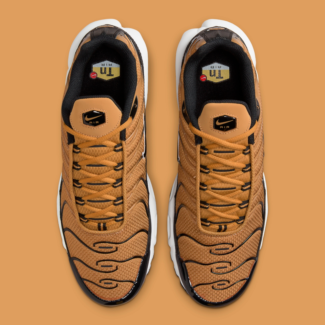 Nike Air Max Plus Wheat/Black: Sự Hòa Quyện Tuyệt Vời của Mùa Thu! - 14