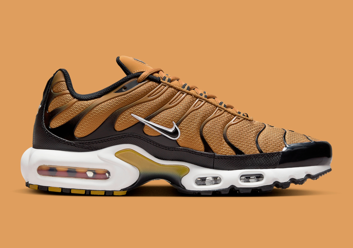 Nike Air Max Plus Wheat/Black: Sự Hòa Quyện Tuyệt Vời của Mùa Thu! - 3