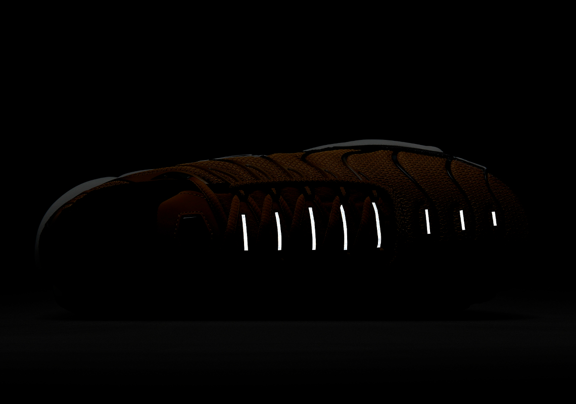 Nike Air Max Plus Wheat/Black: Sự Hòa Quyện Tuyệt Vời của Mùa Thu! - 9