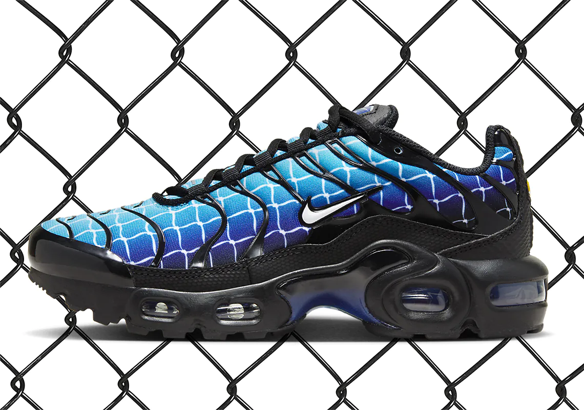 Nike Air Max Plus xuất hiện họa tiết hàng rào xích đuổi - 1