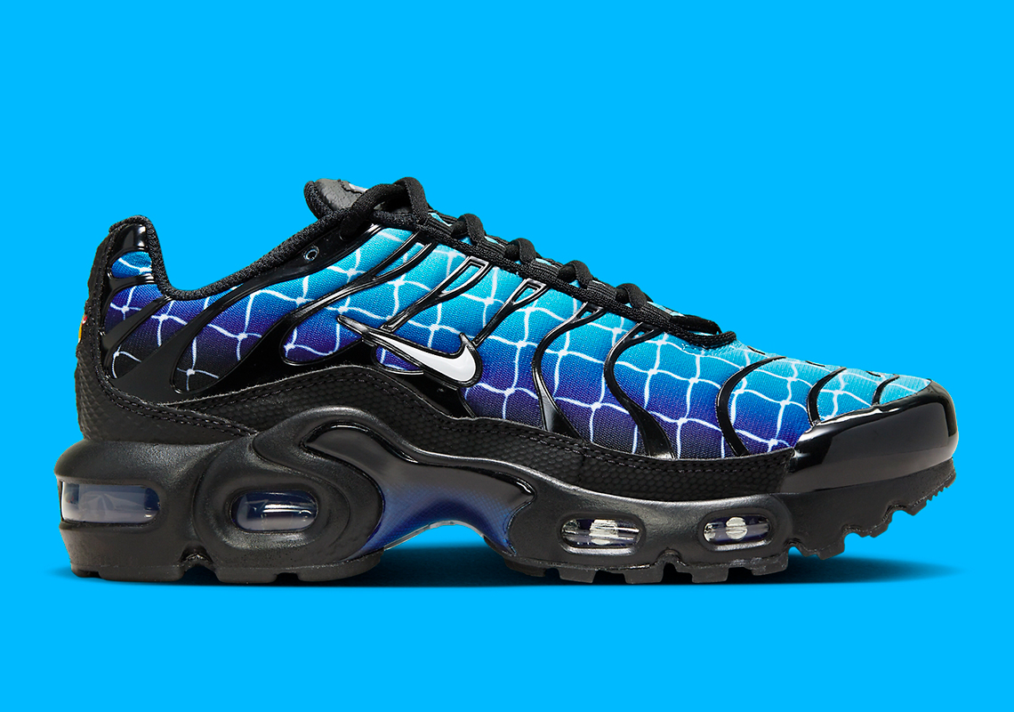 Nike Air Max Plus xuất hiện họa tiết hàng rào xích đuổi - 4