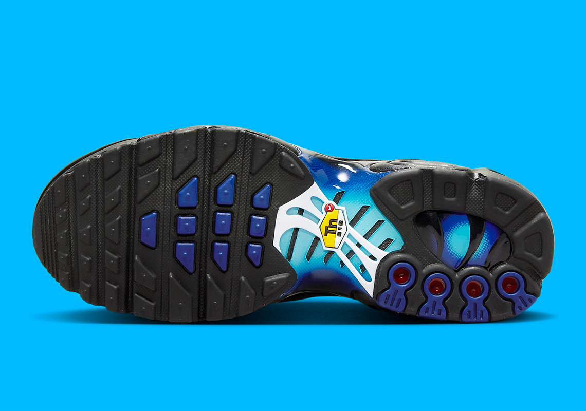 Nike Air Max Plus xuất hiện họa tiết hàng rào xích đuổi - 7