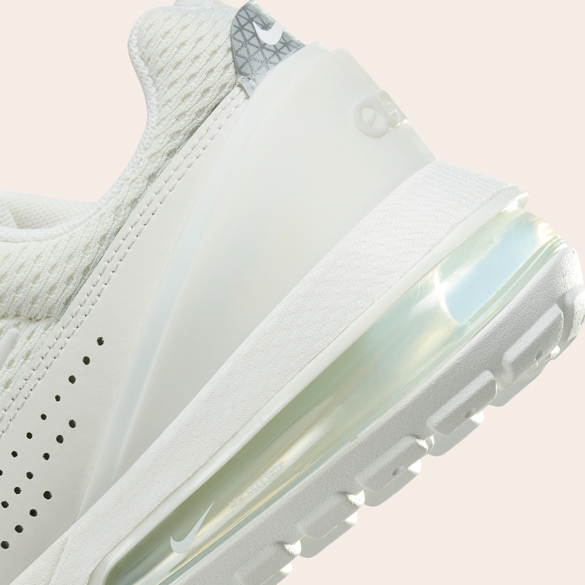 Nike Air Max Pulse 'Sail': Đôi giày mới với gam màu trắng sữa thời trang - 8