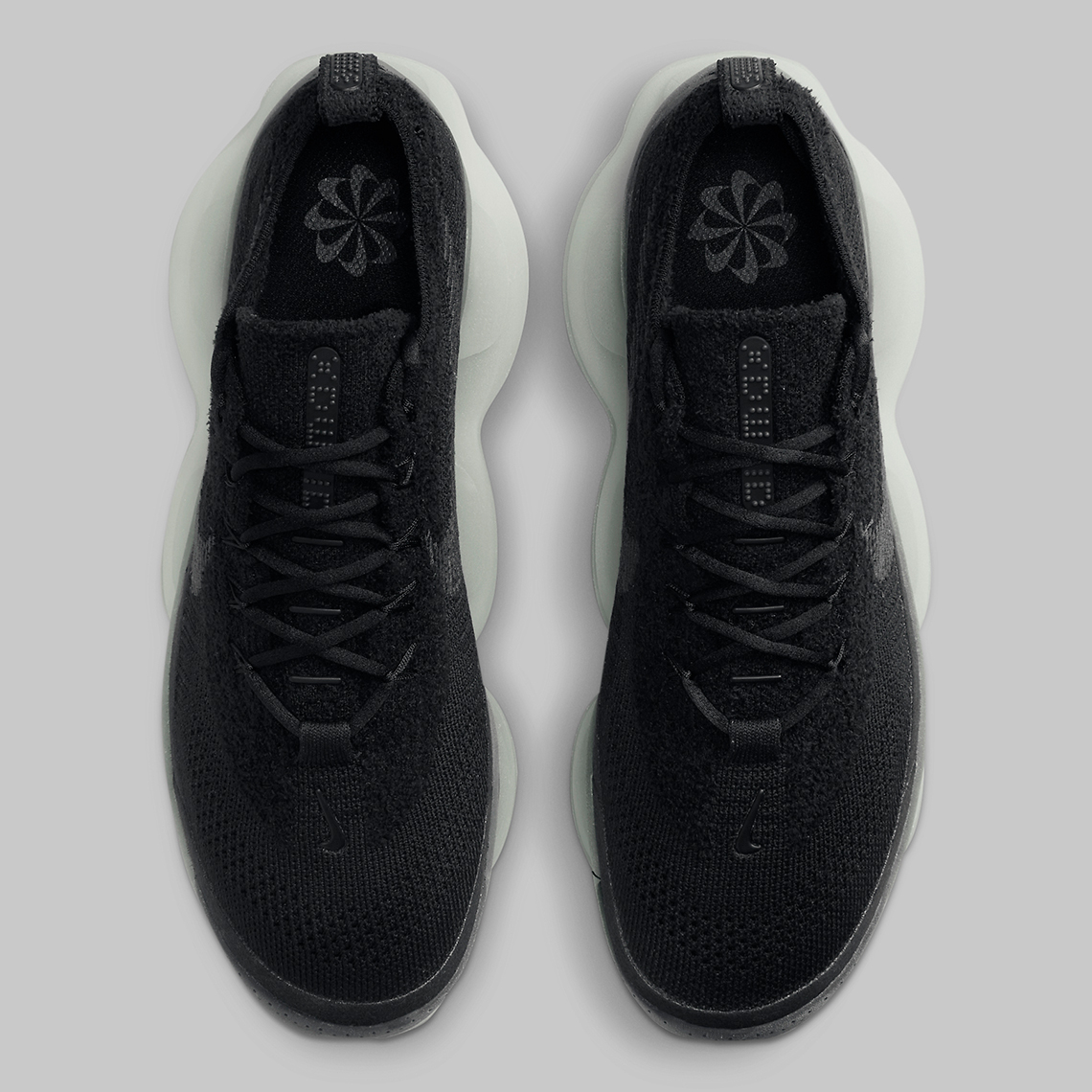 Nike Air Max Scorpion 'Black/Anthracite': Sự Kết Hợp Phấn Đấn Màu Sắc - 4