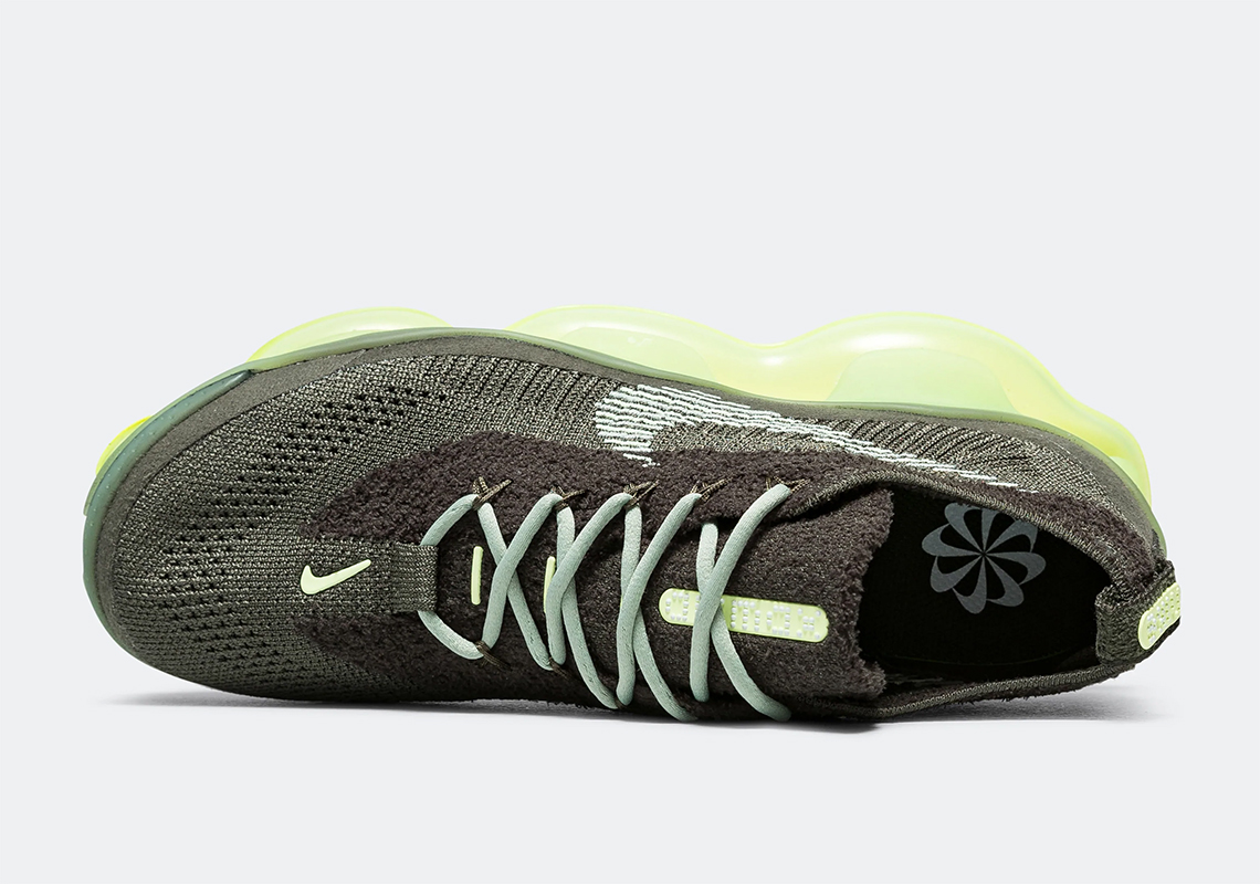 Nike Air Max Scorpion kết hợp màu kaki trầm với màu vôn rực rỡ - 4