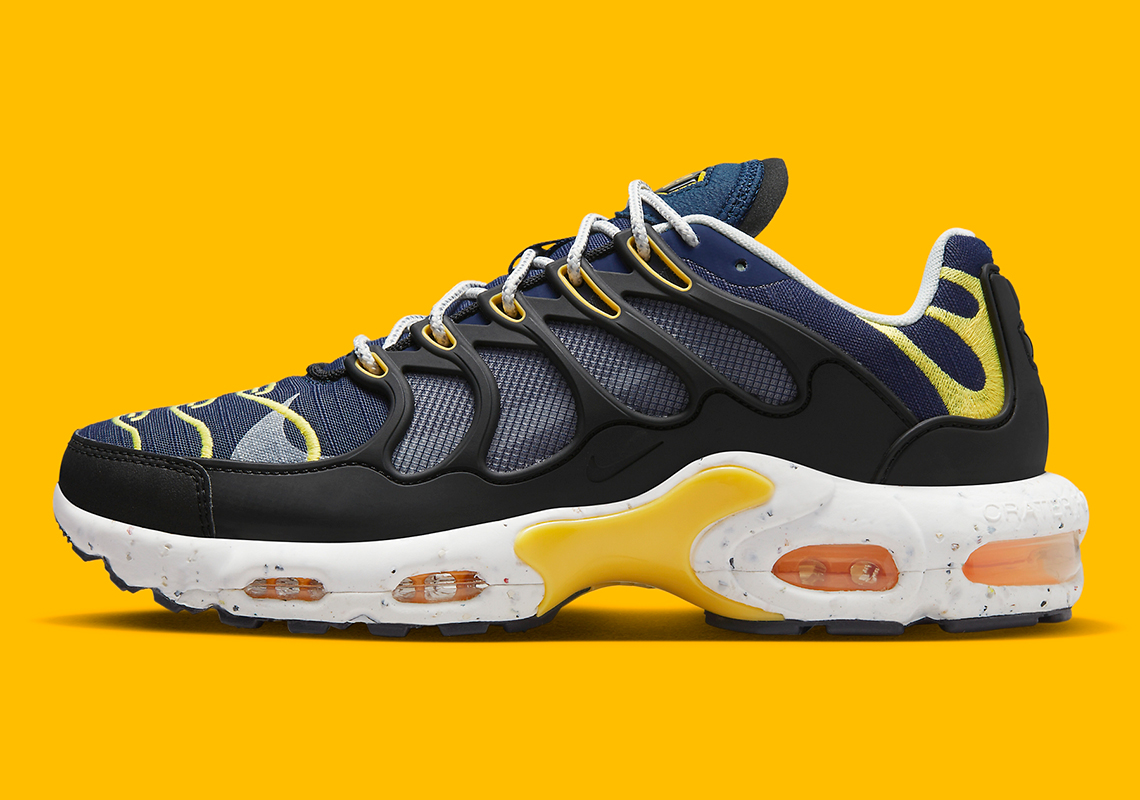 Nike Air Max Terrascape Plus được nhuộm xanh từ bầu trời Michigan - 2