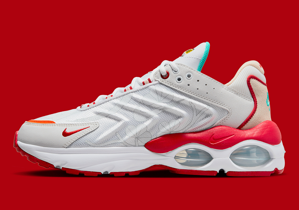 Nike Air Max TW tham gia vào lễ kỷ niệm Tết Nguyên đán