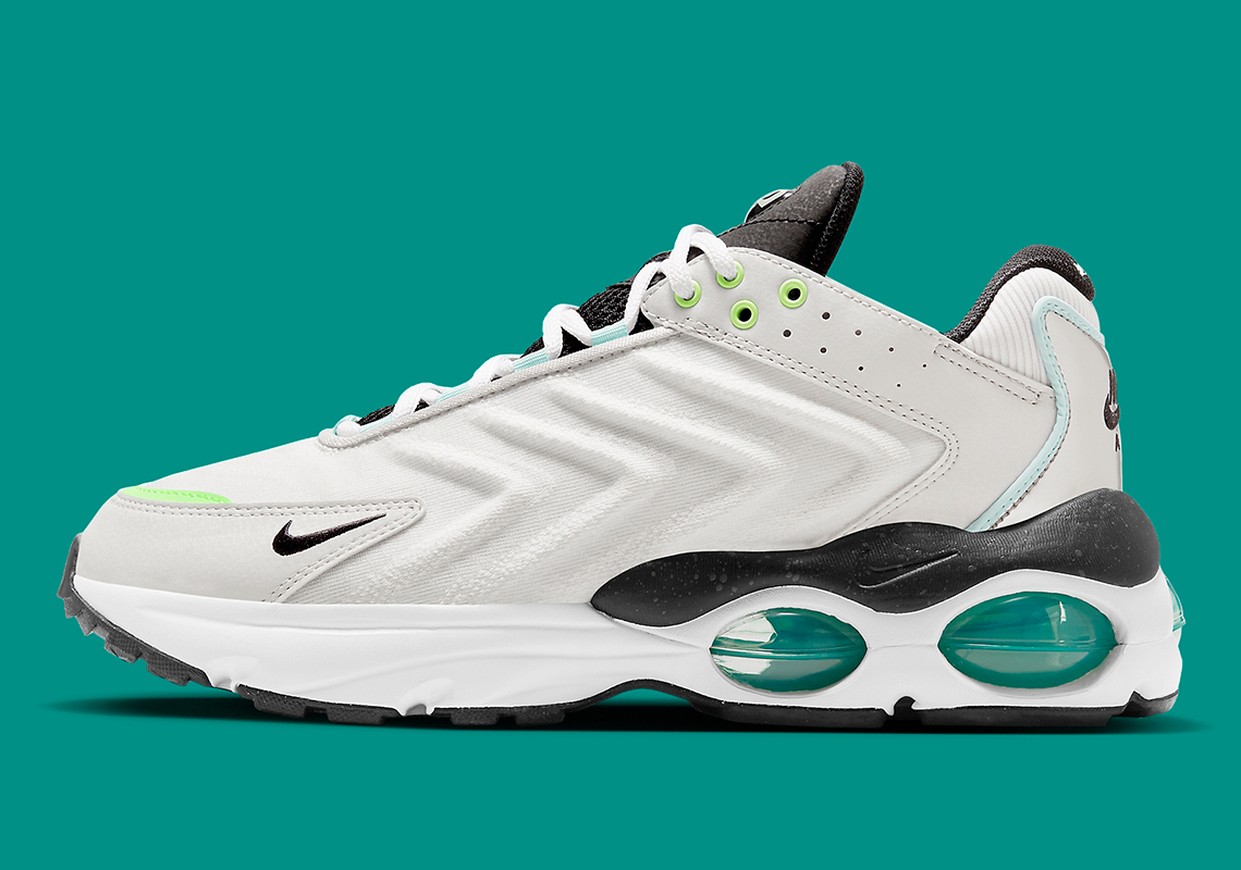 Nike Air Max TW White/Teal: Phiên bản mới với thiết kế cổ điển, kết hợp màu trắng và xanh lam đẹp mắt - 2