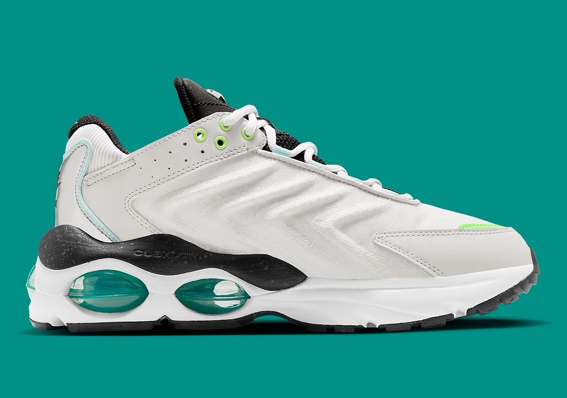 Nike Air Max TW White/Teal: Phiên bản mới với thiết kế cổ điển, kết hợp màu trắng và xanh lam đẹp mắt - 3