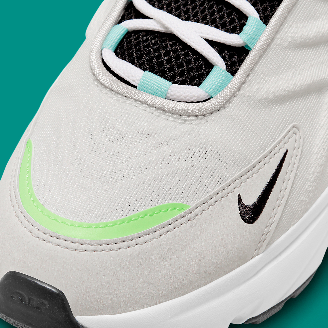 Nike Air Max TW White/Teal: Phiên bản mới với thiết kế cổ điển, kết hợp màu trắng và xanh lam đẹp mắt - 8